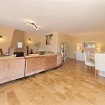 Dolce Villa *